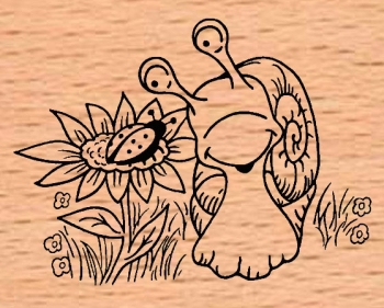 Kleine Schnecke mit Blume